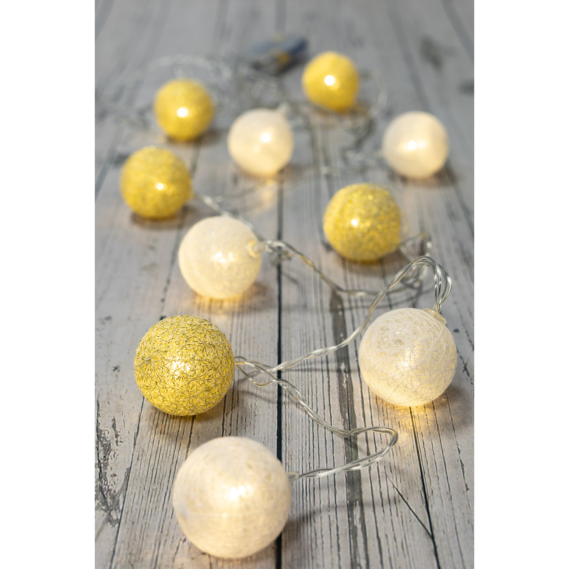 Lichterkette 'Cotton Ball' mit 10 LEDs, warmweiß