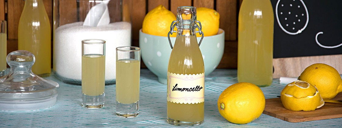Selbstgemachter Limoncello