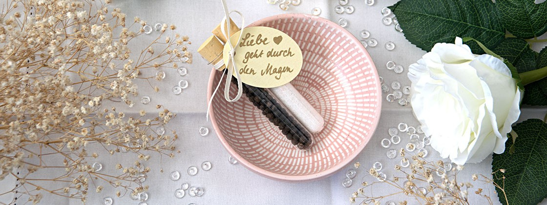 Gastgeschenk Salz und Pfeffer