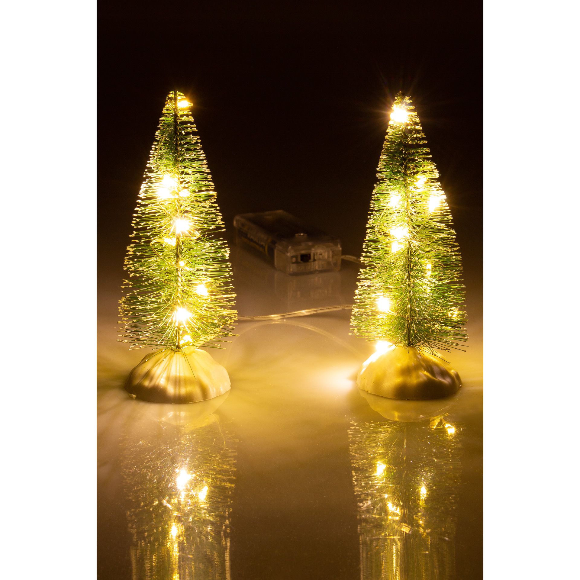 Deko-Tannenbäume mit LED-Lichterkette 14 cm, 2 Stück